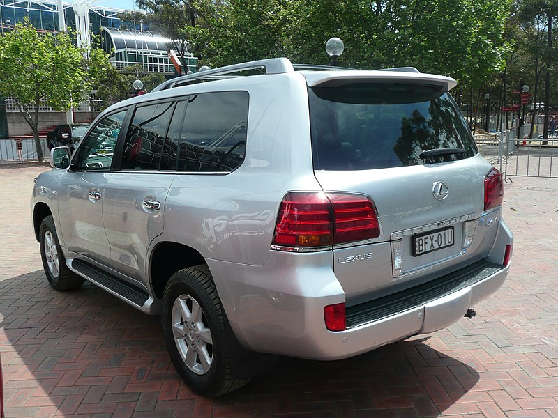 File:2008 Lexus LX 570 (URJ201R) Prestige wagon 06.jpg