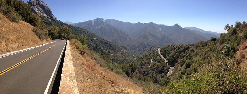 File:2013-09-20 11 59 23 Panorama from Generals Highway in Sequoia National Park north of Amphitheater Point.JPG
