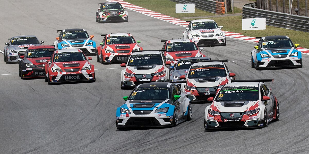 Lanzamiento Campeonato TCR 2018 1200px-2015_TCR_International_Series_Malaysia_Race_1_start