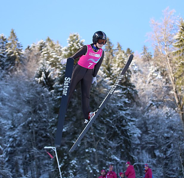 File:2020-01-19 Ski jumping at the 2020 Winter Youth Olympics – Women's Individual – 1st Round (Martin Rulsch) 063.jpg