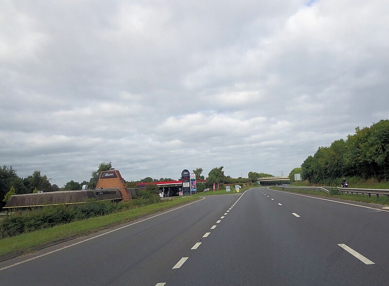 File:A483 passes Maalus Service Area - geograph.org.uk - 3716219.jpg