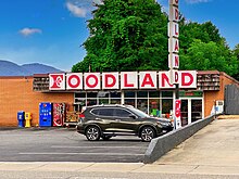 A FoodLand grocery store in Blairsville, Ga.jpg