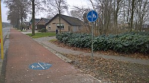 A mixed bicycle pedestrian path in Oostwold.jpg