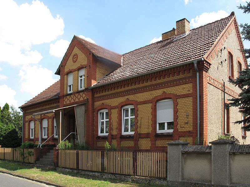 File:Ahrensdorf (Rietz-Neuendorf) 01.jpg