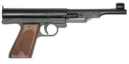 Spring-piston air guns were in common use during the first decades of the sport, but are now seldom seen at high levels.