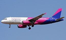 Airbus A320 of Wizz Air (cropped).jpg