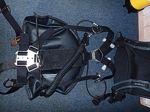 Apeks sidemount harness P9230001.JPG