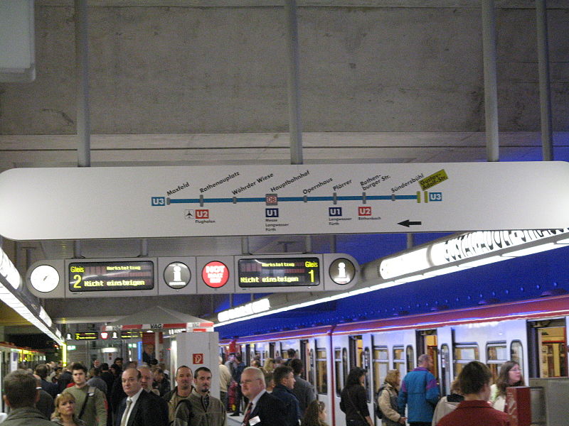 File:Bahnhof Gustav Adolf Strasse.JPG