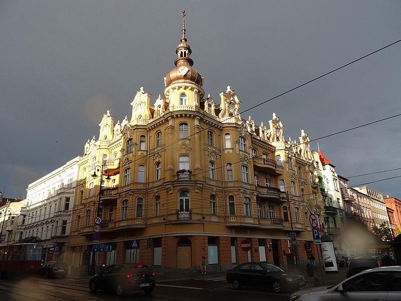 File:Bdg plWolności1 6-2016.jpg