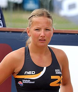 Beach handball Euro 2019 Main Round Women HUN-NED 55 (Manon Zijlmans).jpg