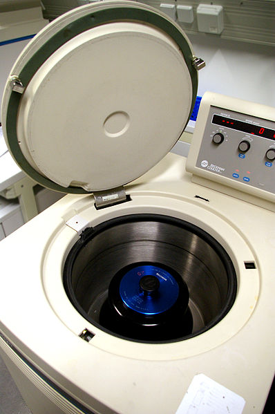 File:Beckman-Coulter preparative centrifuge Avanti J25-03.jpg