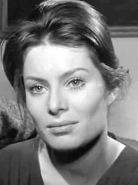 Belinda Lee in Long Night in 1943 (1960)