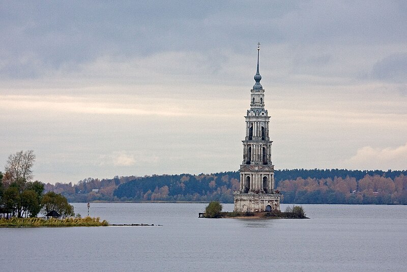File:Bell tower of Saint Nicholas Church (Kalyazin).jpg