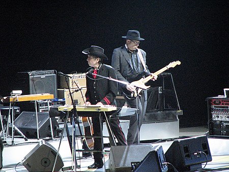 Tập_tin:Bob_Dylan_in_Toronto.jpg
