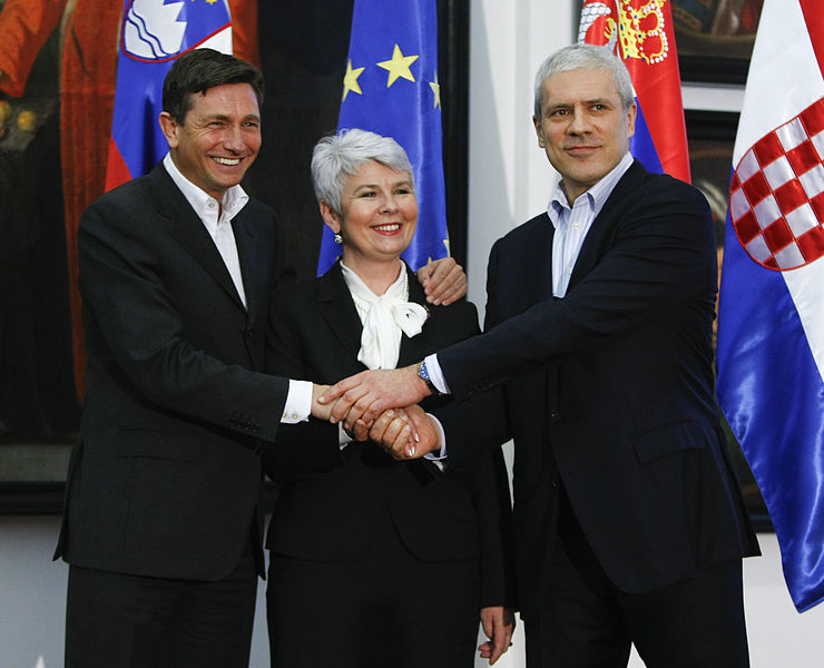 File:Borut Pahor, Jadranka Kosor and Boris Tadić in 2010.jpg