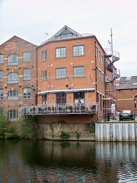 File:Brasserie Forty 4, Leeds (10th May 2010).jpg