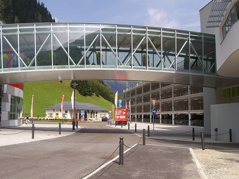 File:Brenner Pass.JPG