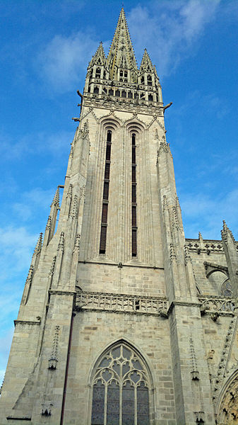 File:Cathédrale Saint-Corentin de Quimper (Flèche sud).jpg