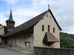 Châtillon-sur-Cluses - Église.JPG