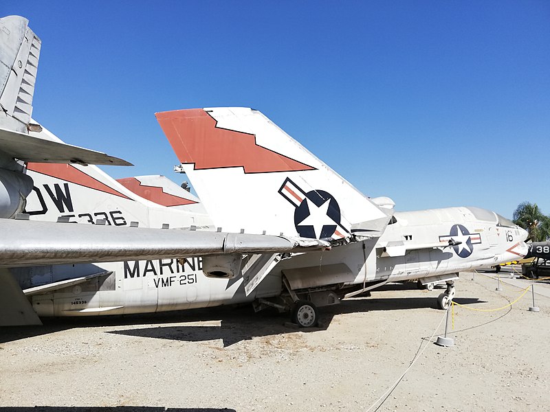 File:Chance Vought F8U-1 - F-8A Crusader ‘16 - DW - 5336 - Marines - VFM-251’ (38653205712).jpg