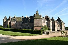 Château Carrouges.jpg