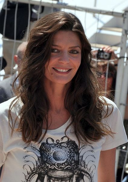File:Chiara Mastroianni Cannes 2011.jpg