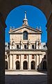 1653) Entrée de l'église du monastère, San Lorenzo del Escorial, Espagne. 29 septembre 2012