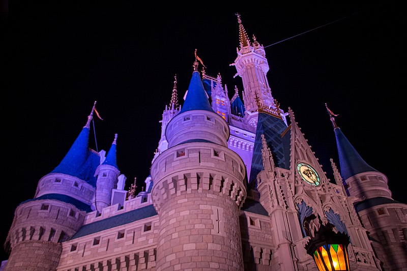 File:Cinderella Castle (43259407382).jpg