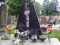 grób zbiorowy wojenny działaczy Ruchu Robotniczego poległych w czasie II wojny światowej
