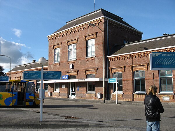 Delfzijl railway station in 2009
