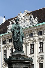 Thumbnail for File:Denkmal Kaiser Franz I von Österreich - Wiener Hofburg 2013 a.jpg