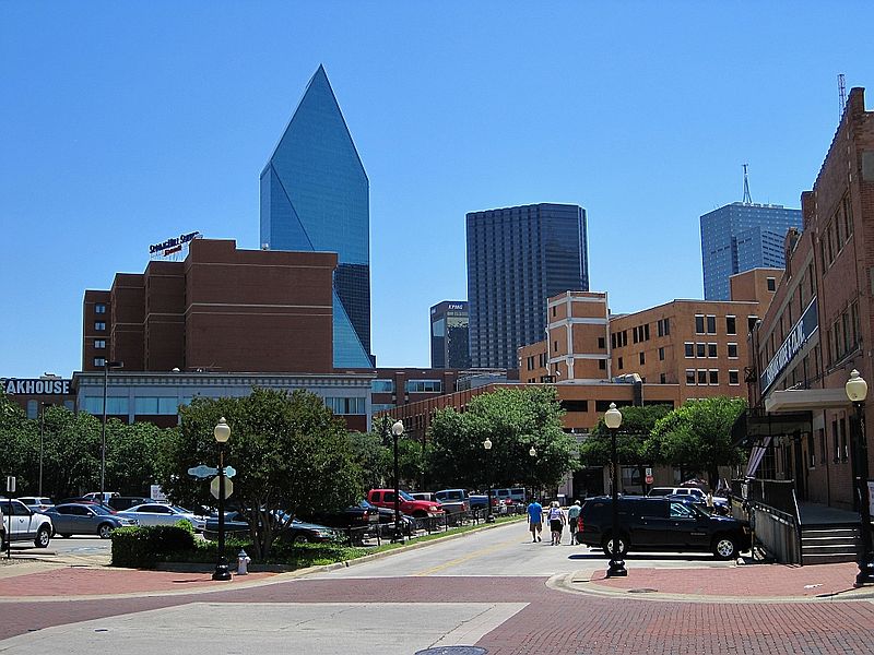 File:Downtown Dallas TX 2013-06-08 087.jpg