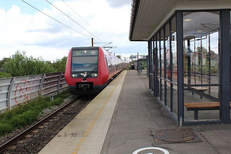 File:Dsb-s-bahn-kopenhagen-am-21-795271.jpg