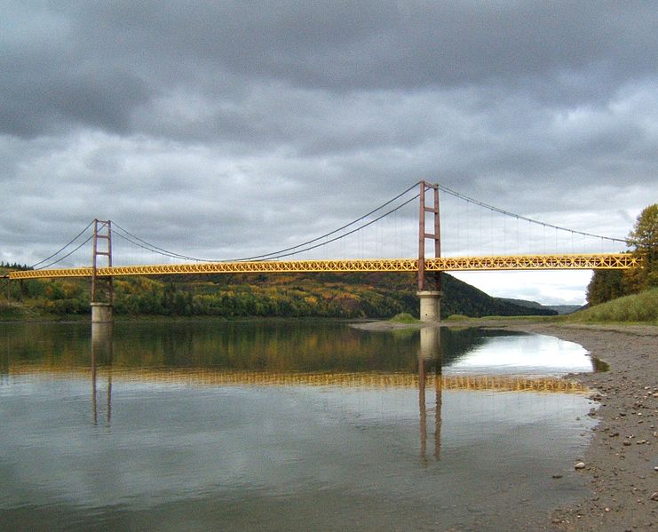 File:Dunvegan bridge, Canada.jpg