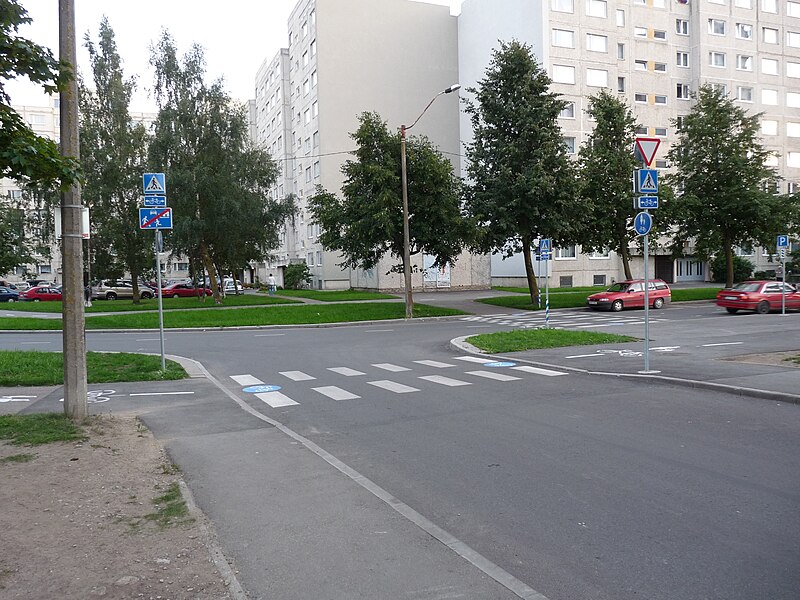 File:EU-EE-Tallinn-LAS-Mustakivi-Kivila intersection.JPG