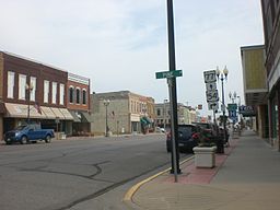 El Dorado Kansas Pine Main Intersection.jpg