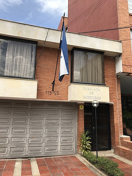 File:Embajada de Honduras en Bogota.jpg