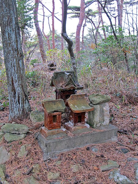 File:Former Shrine of Hanabushi-jinja shrine.JPG