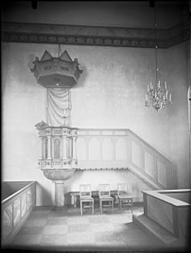 Den gamla predikstolen återuppsatt 1929.