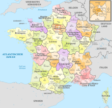 Grafik Frankreichs mit farbig markierten Départements. Die Regionen sind teilweise kleiner aufgeteilt und Paris ist in einem weiteren Feld vergrößert worden.