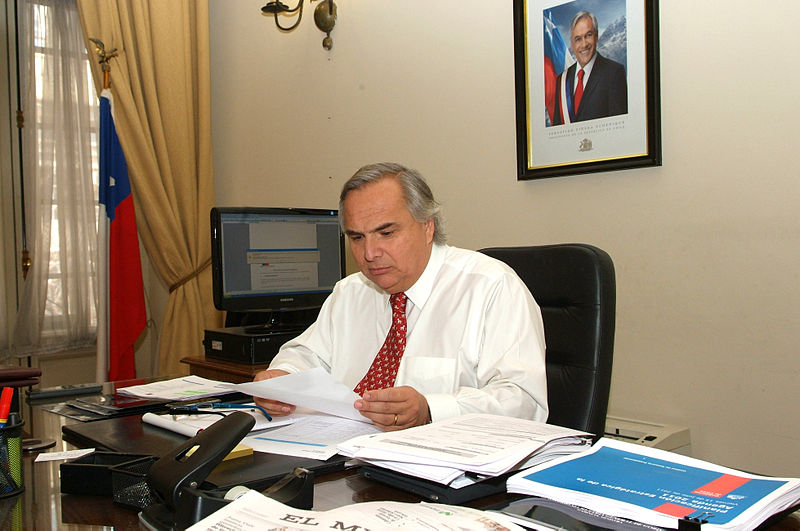 File:Gabinete del Ministro.jpg