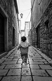 Gabriel on a narrow street, Stari Grad, Croatia