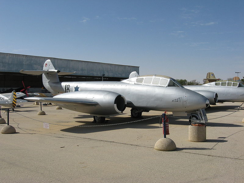 File:Gloster Meteor Hatzerim 2901101.jpg