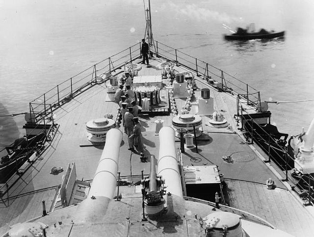 Majestic's forward 12 in gun turret; note the 12-pounder mounted atop the turret