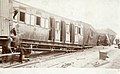 HUA-170162-Afbeelding van enkele ontspoorde rijtuigen van de H.S.M., vermoedelijk na het spoorwegongeval te Purmerend op 5 september 1905.jpg