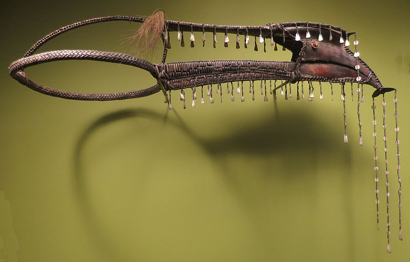 File:Headdress from Ilongot in northern Luzon, Honolulu Museum of Art 8367.1.JPG