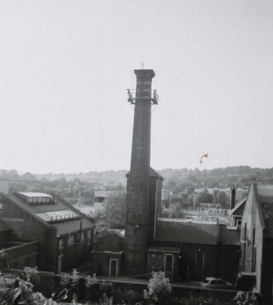 File:Heeley baths 2003 - geograph.org.uk - 367982.jpg