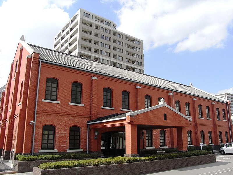 File:Hiroshima University Hospital 04.jpg