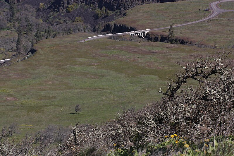 File:Historic Columbia River Highway 3218.JPG