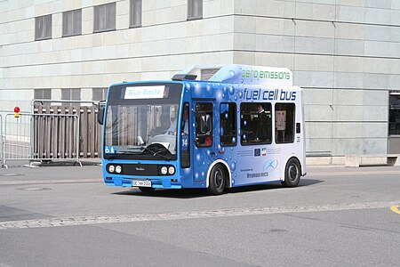 Tập_tin:Hydrogenics_fuel_cell_Bus.JPG